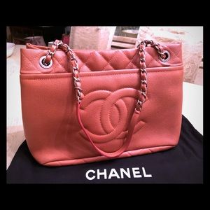 Chanel Tote Bag